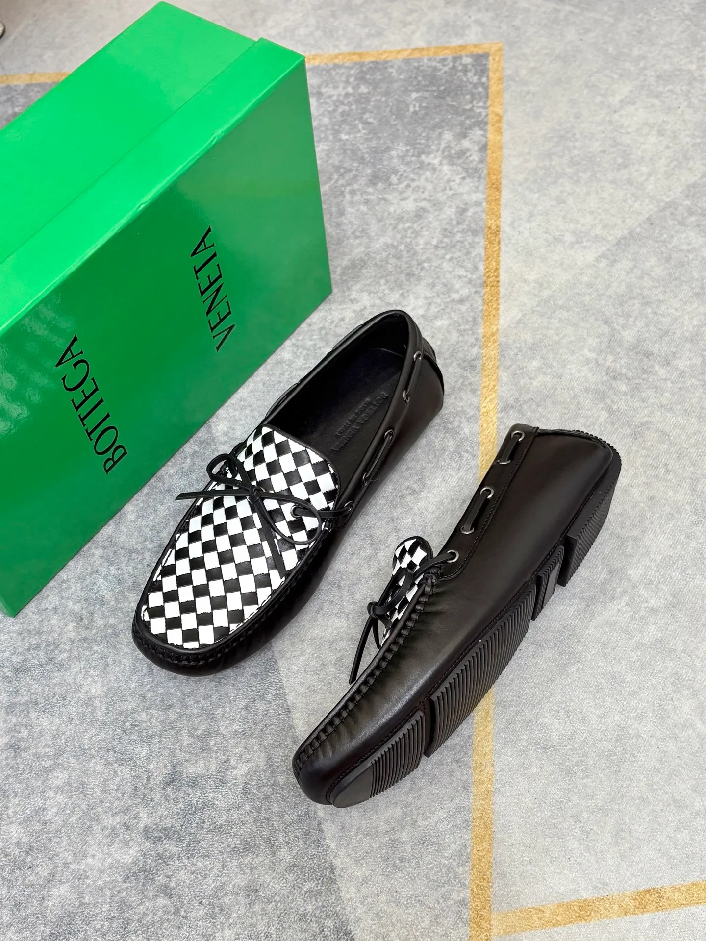 P420💰 (Niu Li + Niu Pad) [BV] The latest hot style‼ ️Casual men's shoes, uppers imported first-layer cowhide ➕Full imported cowhide lining✔️Exquisite workmanship, excellent foot feel, special rubber soles✔️, cool and fashionable, the latest fashion, fashionable outsole, hurry up.  Code number: 38-44 (can be customized to 37.45, non-refundable)